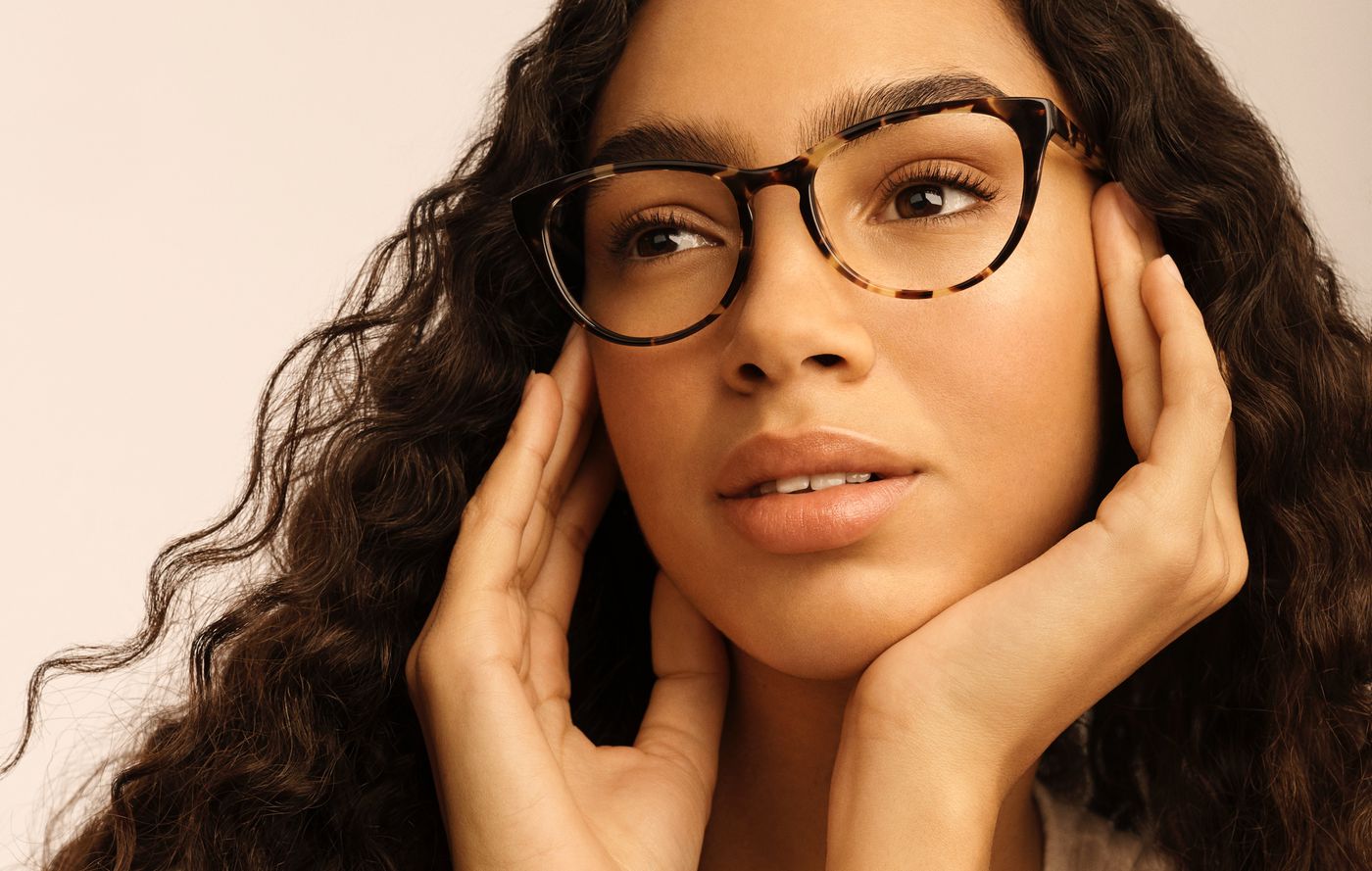 8 semne ca ai nevoie de ochelari de vedere noi