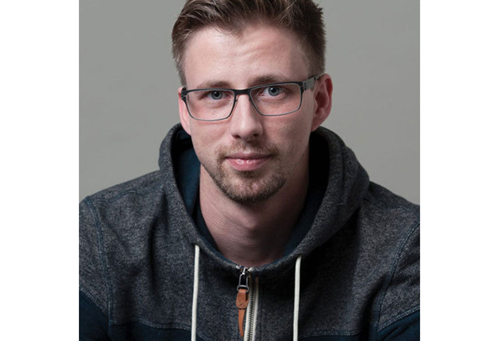 ic! berlin Paul R. Graphite-Warm Grey - OchelariDirect